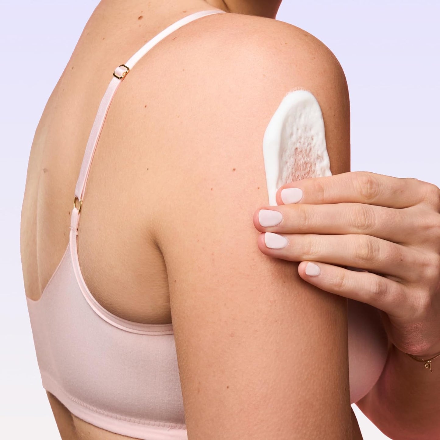 MAELYS GET-TAUT Body Firming and Hydrating Mousse-To-Oil